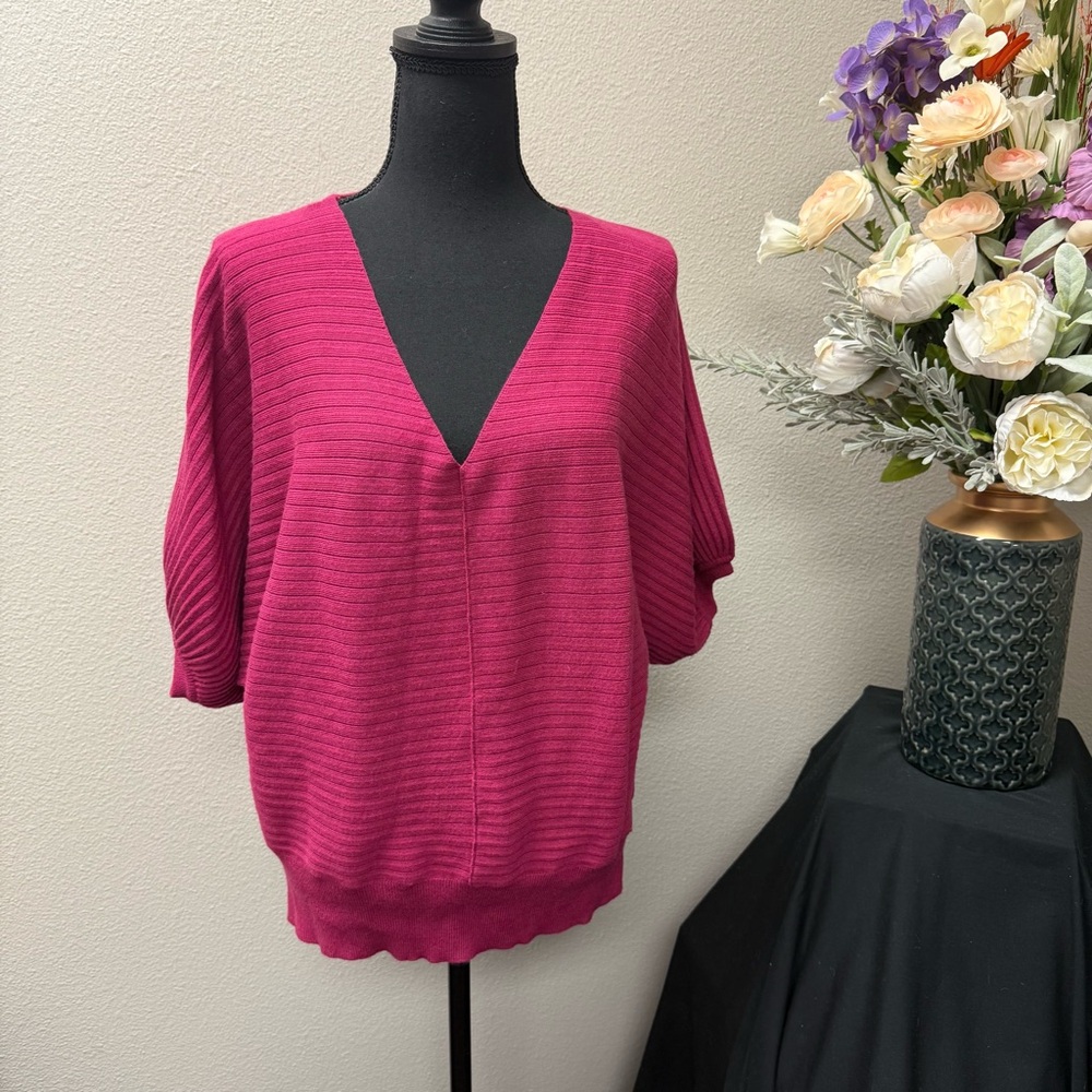 Tahari Deep Pink Ribbed Dolman Sleeve V-Neck Knit Top Elegant Workwear Chic